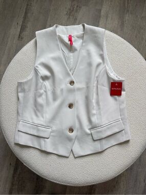 SPANX Cream V-Neck Tailored Vest